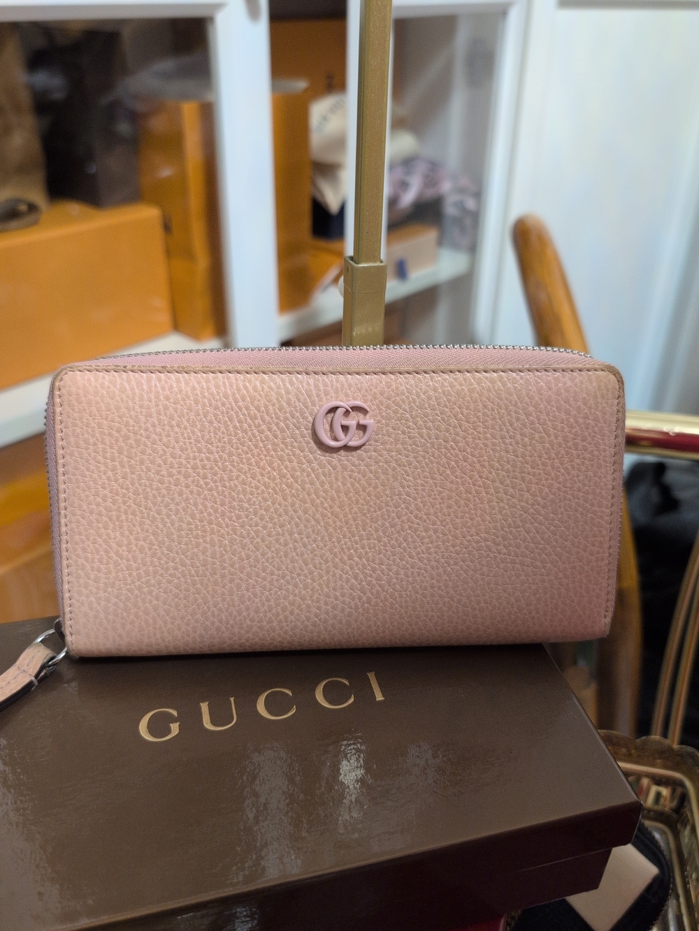 Gucci Blush Soft Blush Pebbled Leather Zip Wallet